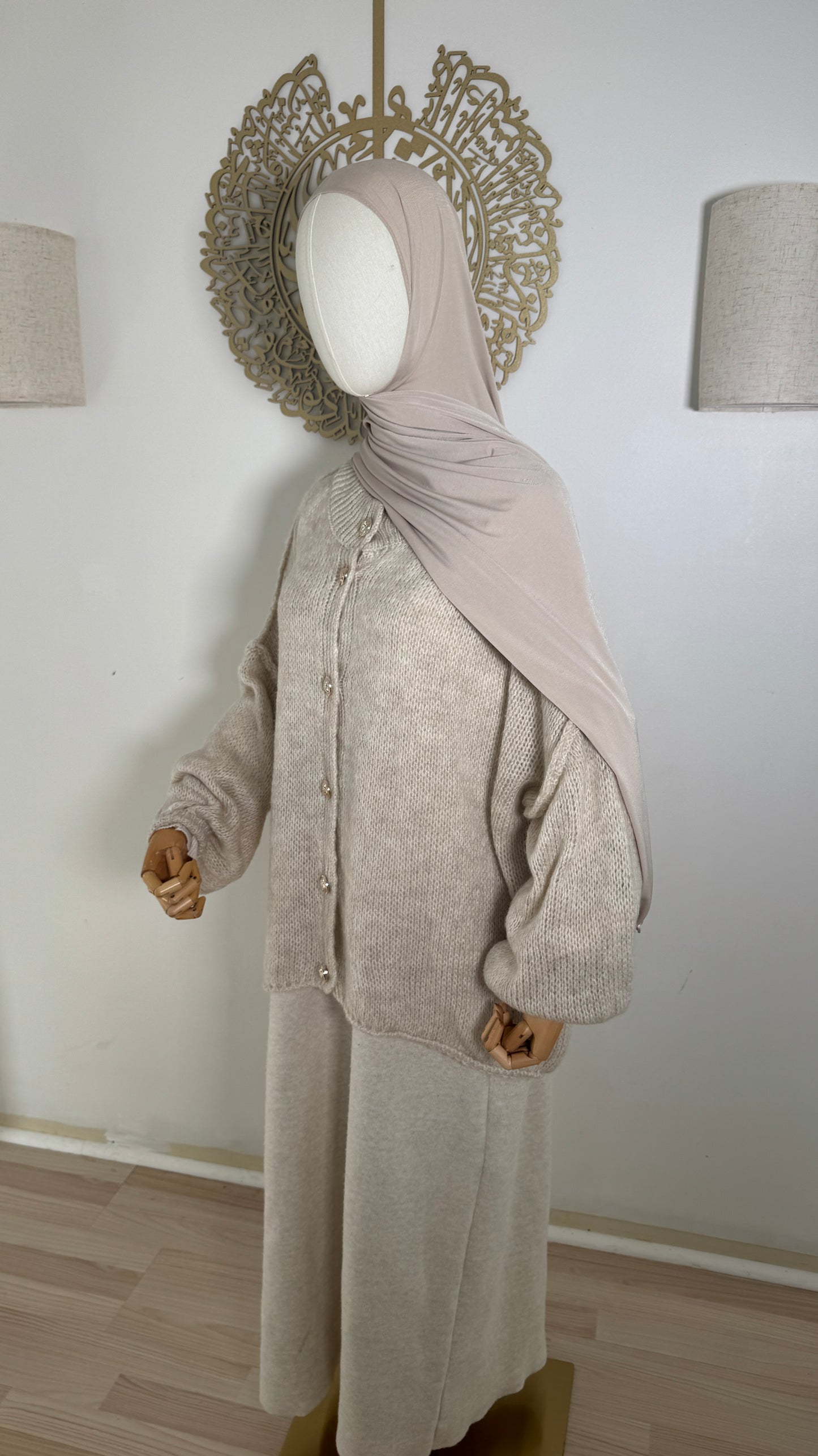 Strickjacke Knöpfe beige