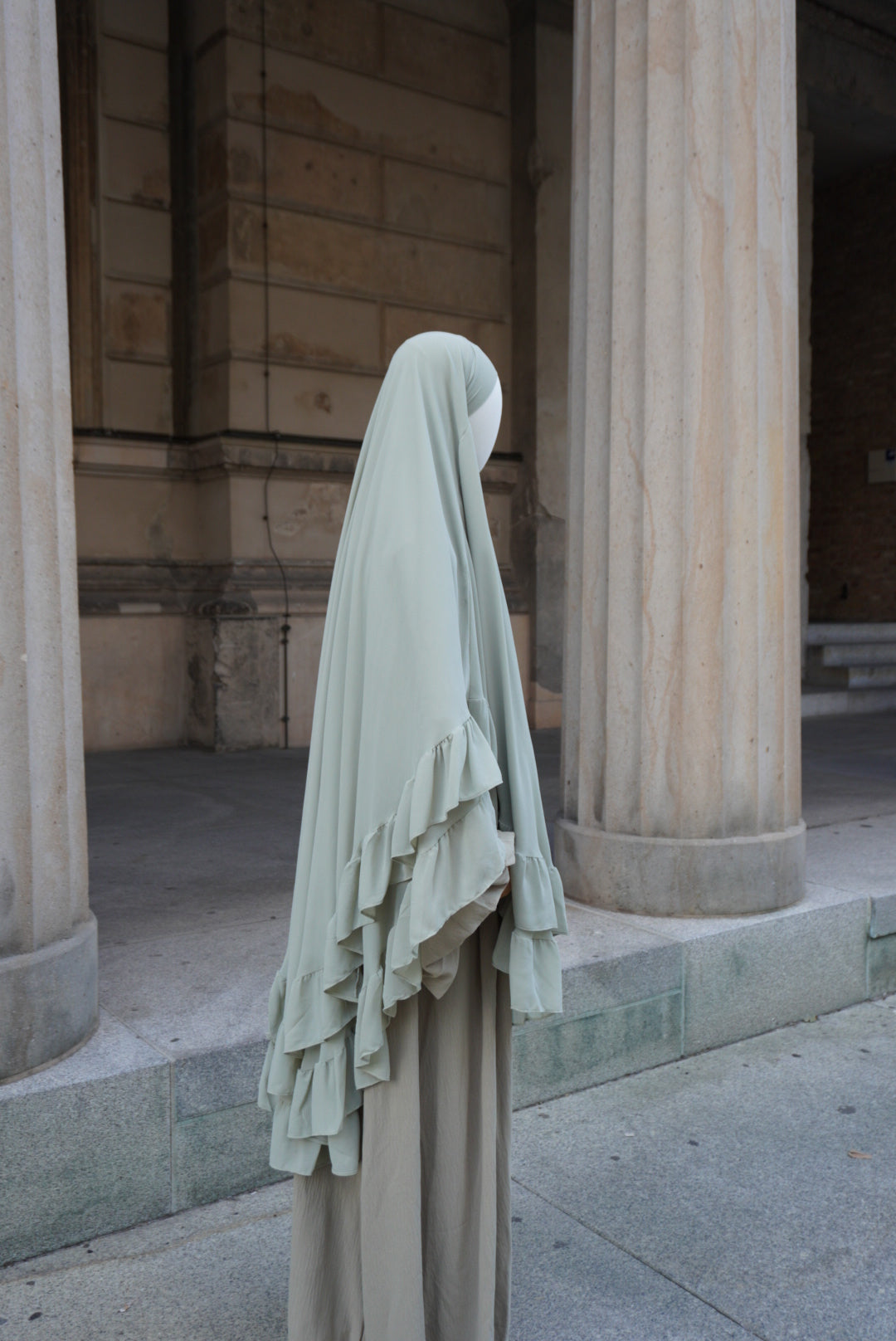 Princess Khimar sage