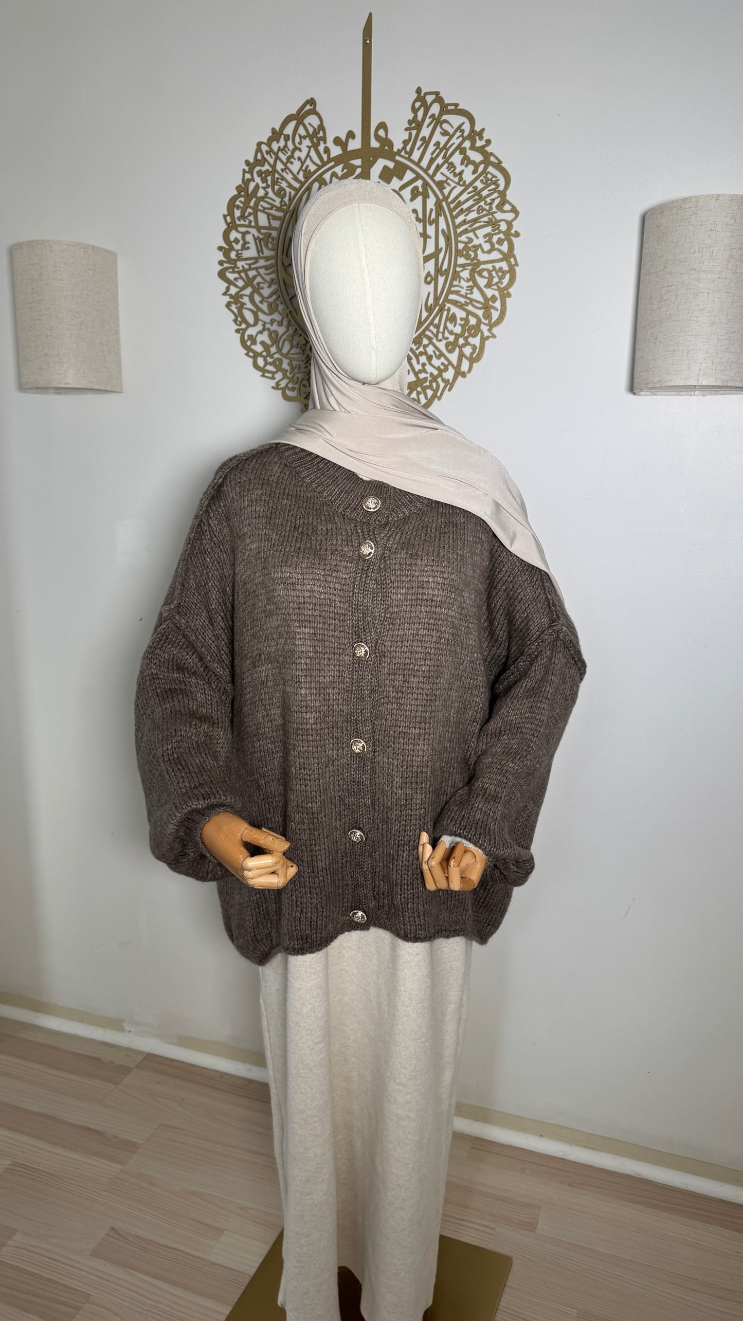 Strickjacke Knöpfe Mocha