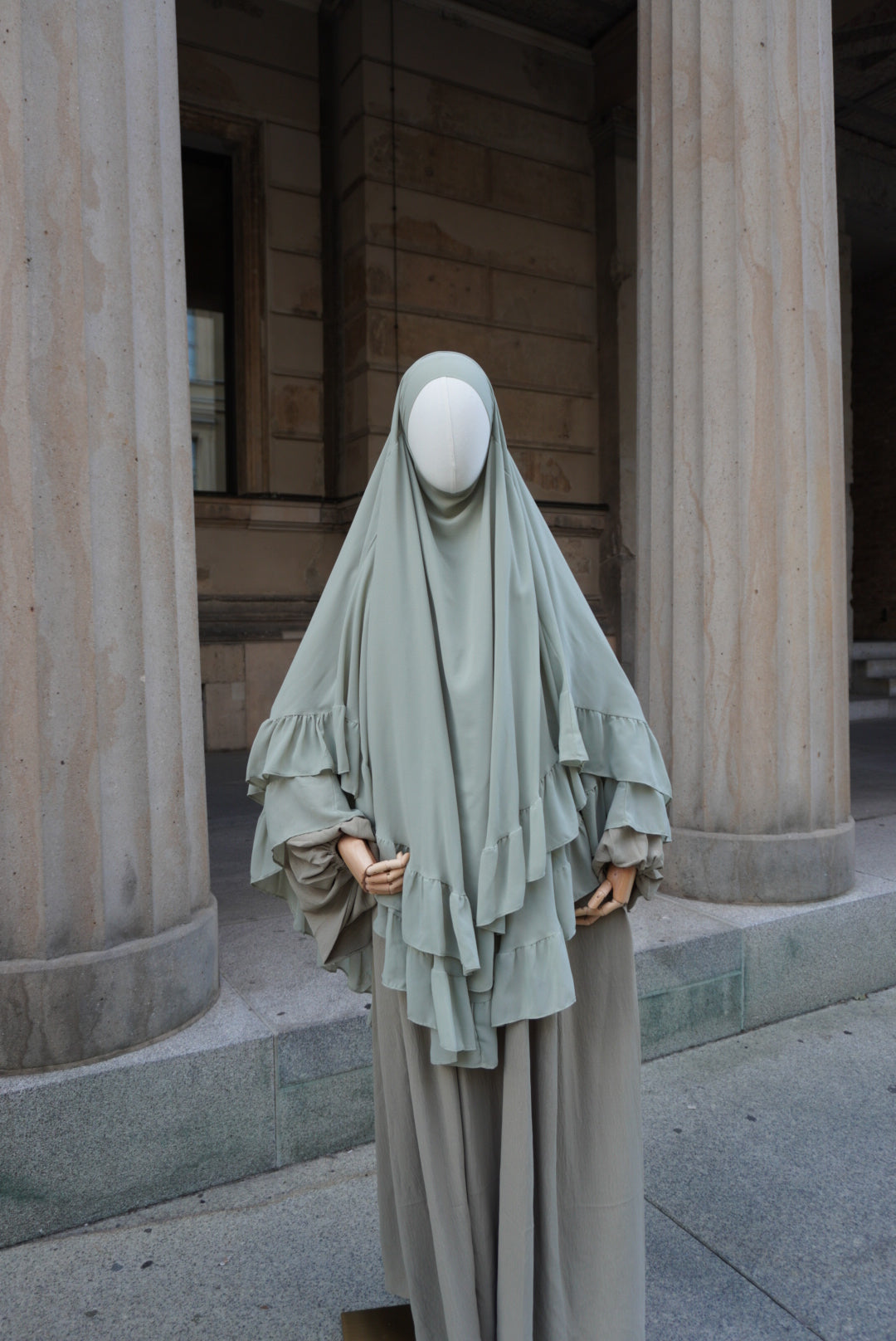 Princess Khimar sage