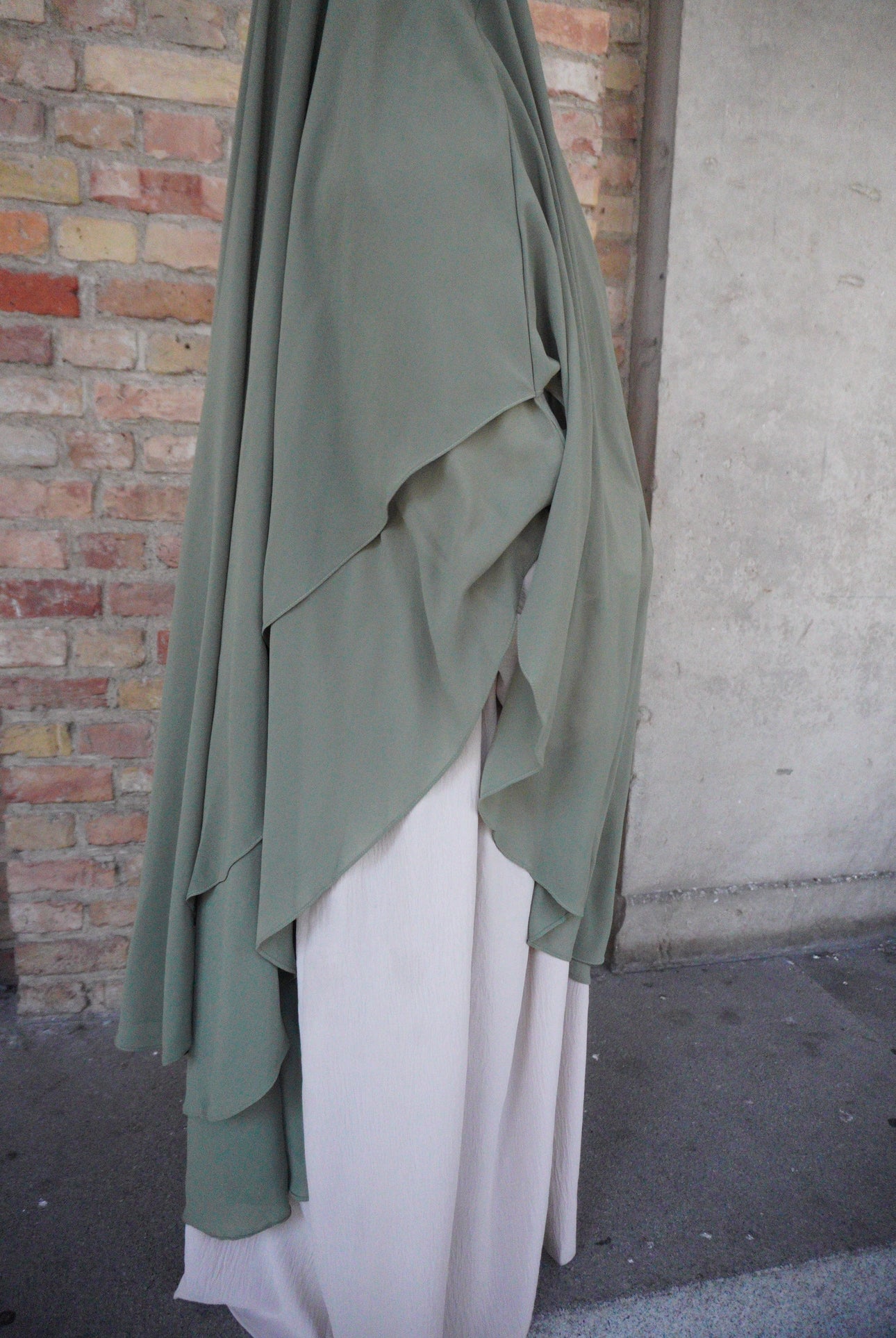 Sultan Khimar Khaki