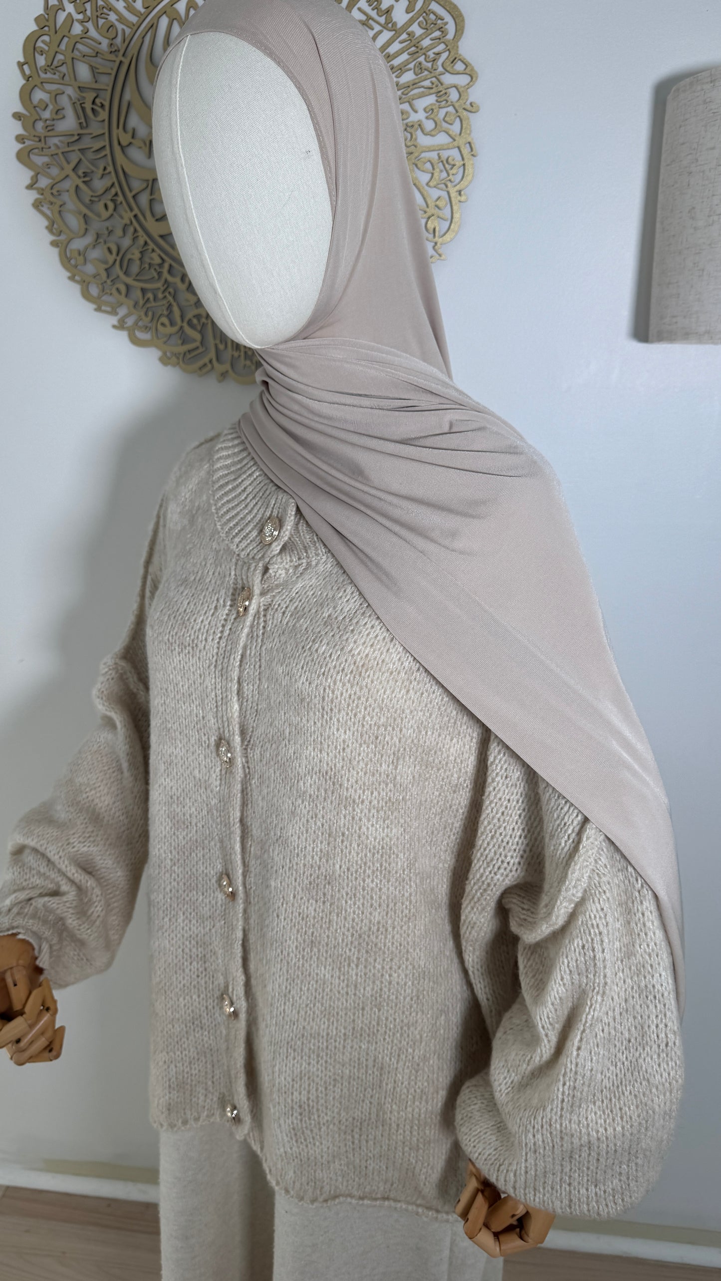 Strickjacke Knöpfe beige