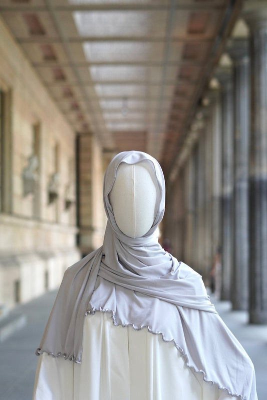 Jersey Hijab Welle “Hellgrau” - Byaygul