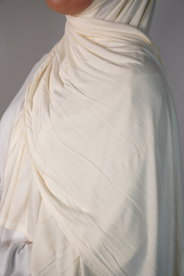 Jersey Soft Sweat cremeweiß - Byaygul