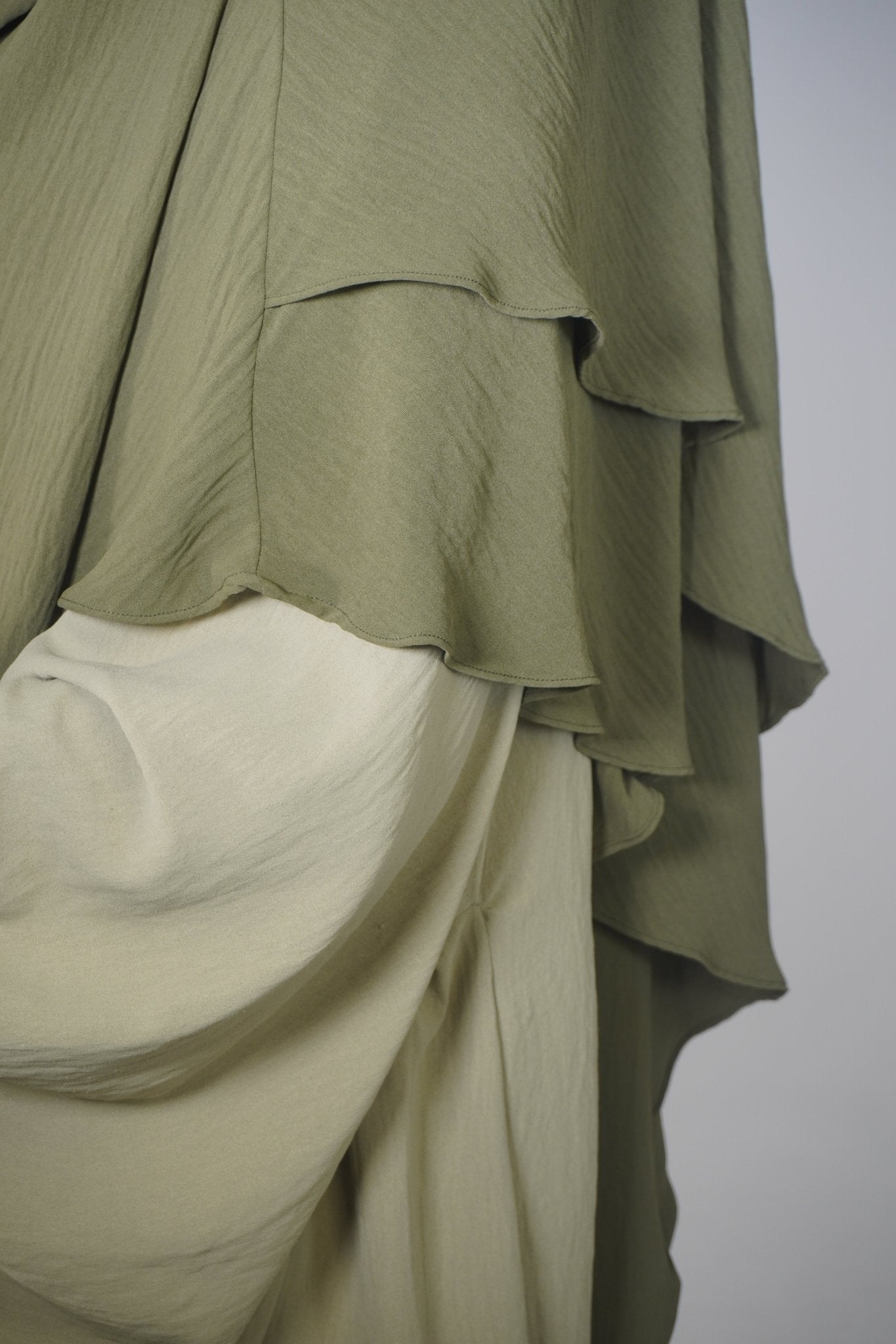 Khimar Zweilagig armeegrün - Byaygul